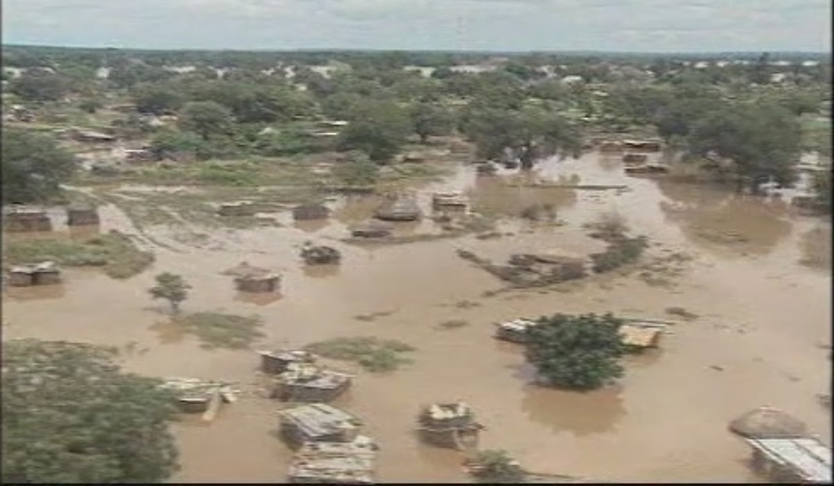 Conferência de Roma de apoio a Moçambique (2000)